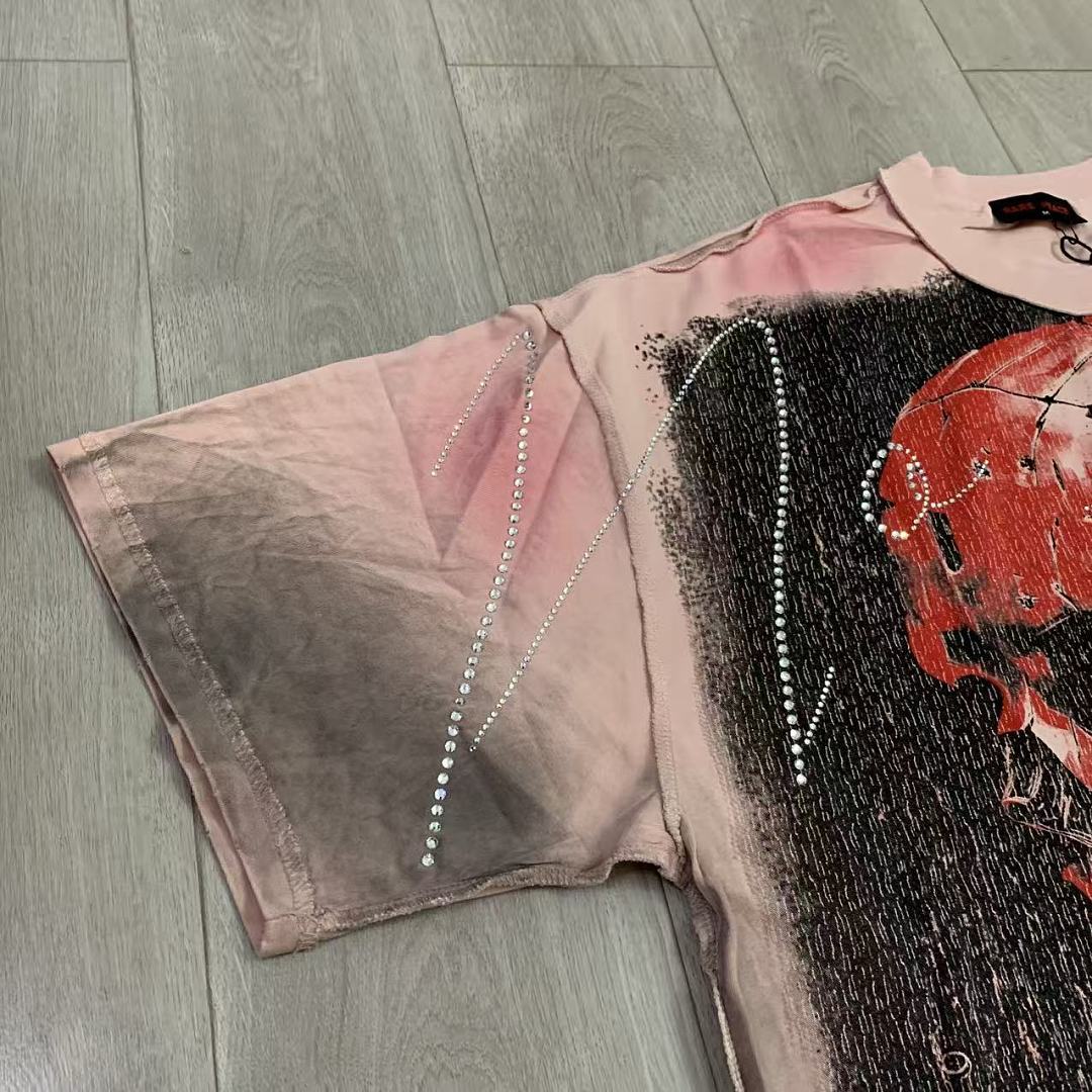 Rare Peace No Longer Human Welcome to the Dark One 2.0 Skull Gas Mask Graphic Tee - Pink